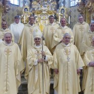 2021 - 900jähriges Gründungsjubiläum – Konventbild mit Nuntius Dr. Nikola Eterovic