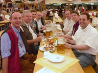 Das Kloster am Gäubodenvolkfest