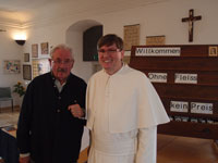 Bericht über fr. Raphael - Ausstellung Fleißbildchen