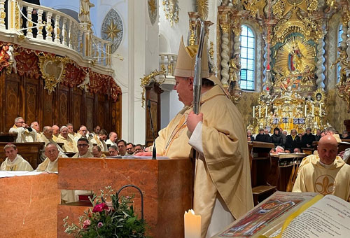 Benedkiton unseres Abtes Petrus-Adrian Lerchenmüller durch Bischof Rudolf Voderholzer