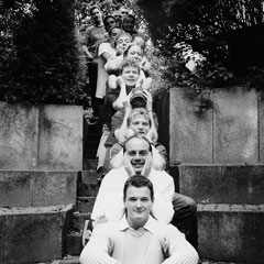 P. Martin mit seinen Ministranten-Gruppenleitern